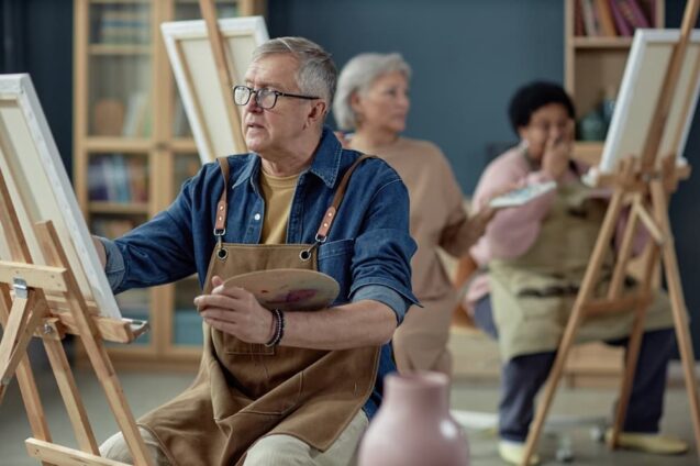 The Benefits of Art Therapy for Older Adults