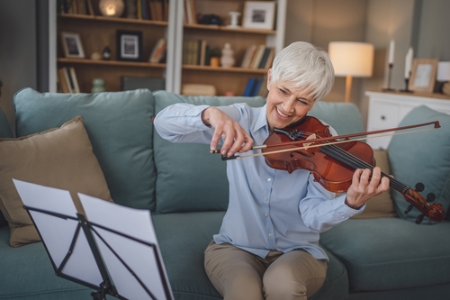 How do I find professional in home care in Hidden Hills and the vicinity