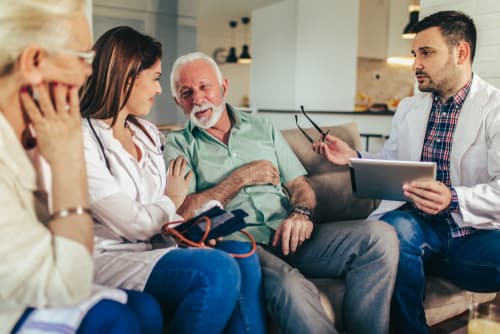 what families should tell a caregiver before in-home care begins